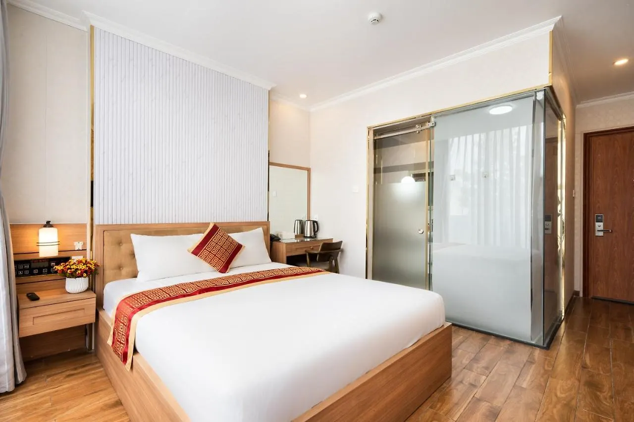 Luna Hotel Saigon Center Ho Chi Minh City 3*,